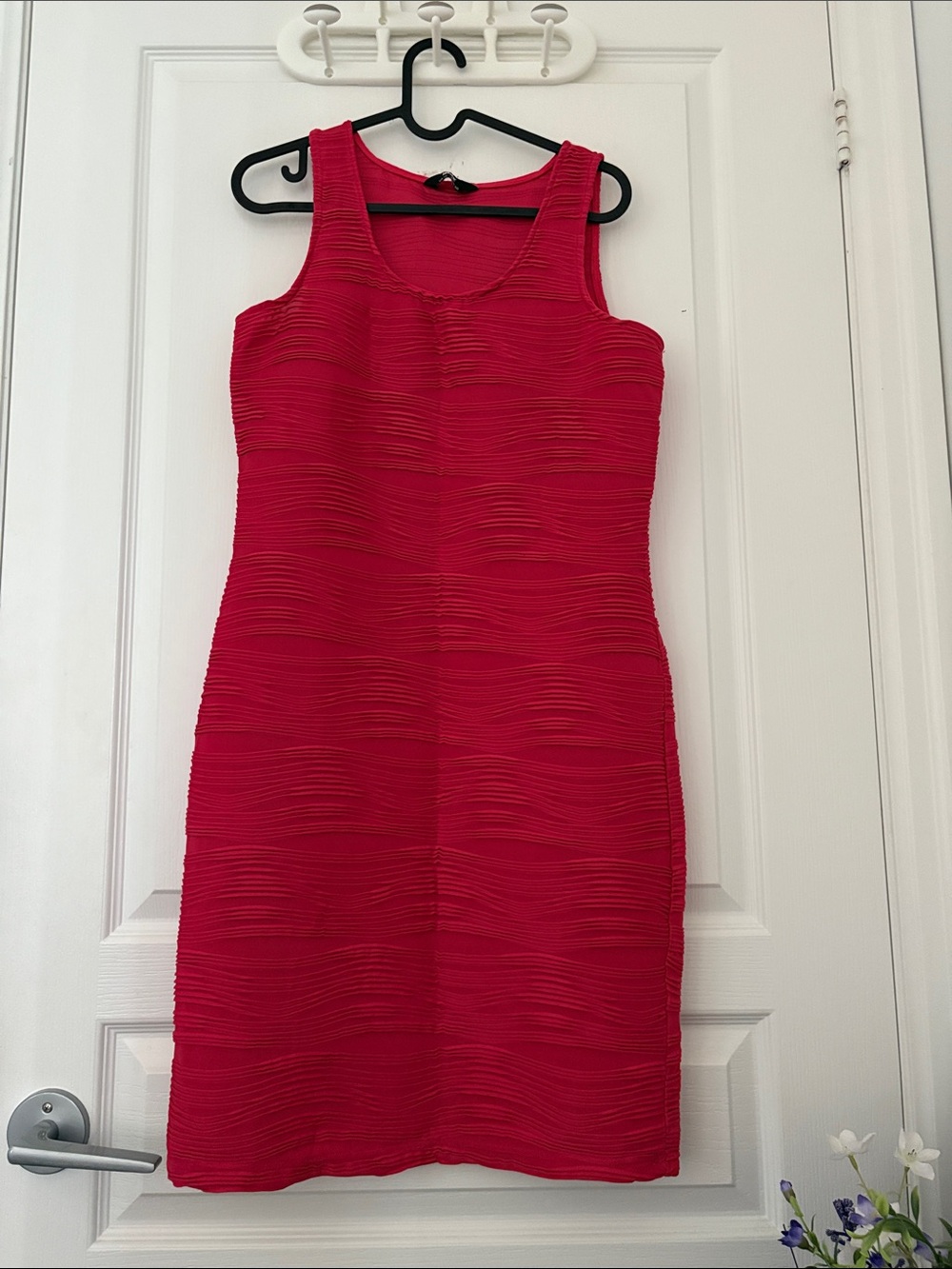 Red Textured Sleeveless Midi Dress